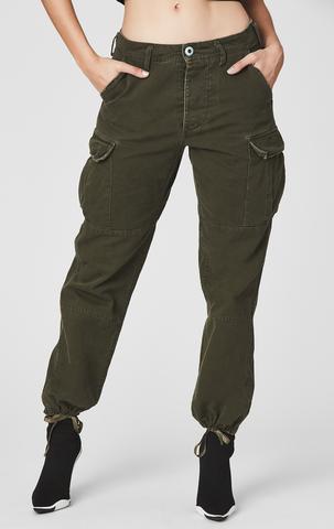 ADJUSTABLE WAIST CARGO PANT WITH GRINDING & STONEWASH