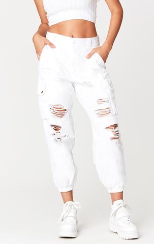 WHITE ELASTIC ANKLE CARGO PANT WITH GRINDING AND STONEWASH