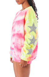 TIE DYE STAR PATCH PULLOVER SWEATSHIRT