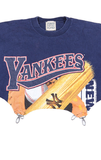 SPORTS TEE WITH CLASP BOTTOM