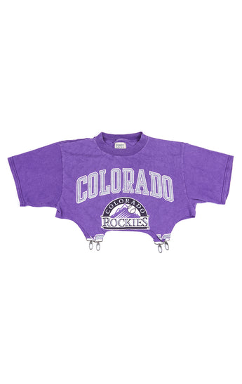 SPORTS TEE WITH CLASP BOTTOM