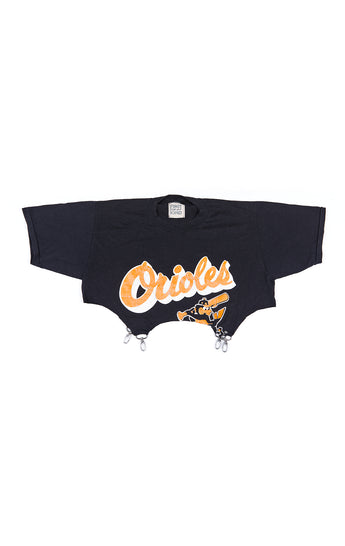 SPORTS TEE WITH CLASP BOTTOM