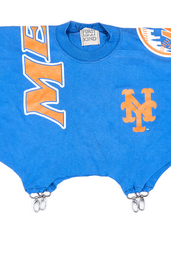 SPORTS TEE WITH CLASP BOTTOM