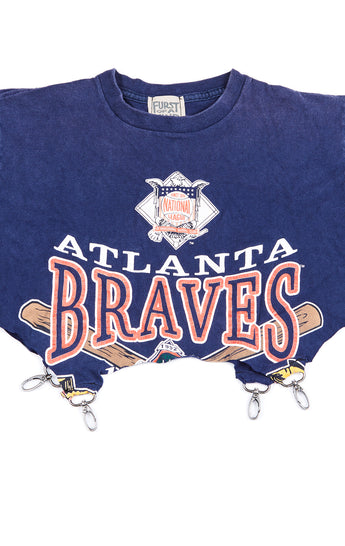 SPORTS TEE WITH CLASP BOTTOM