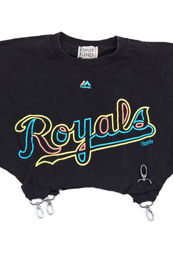 SPORTS TEE WITH CLASP BOTTOM