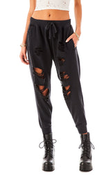RIPPED SWEATPANTS
