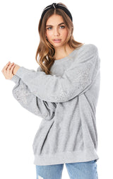 STAR PATCH PULLOVER SWEATSHIRT